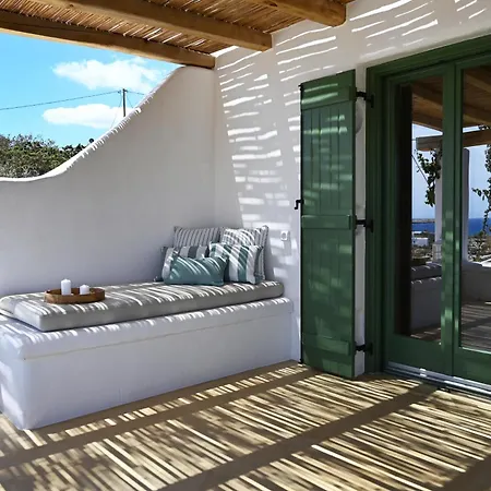 Pambelos Lodge *