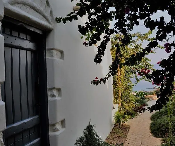 Pambelos * Koufonisia