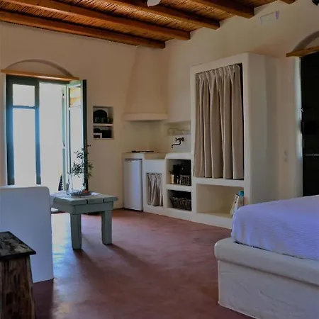Pambelos Lodge Koufonisia