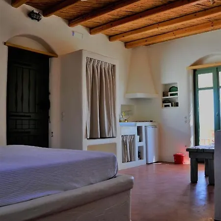 Pambelos Lodge